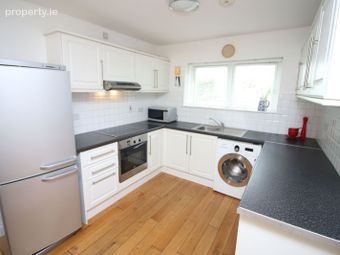 32 Granary Wharf, Glenbrook, Co. Cork - Image 3