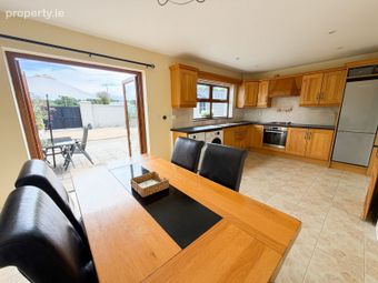 4 Killenure Court, Knockavilla, Cashel, Co. Tipperary - Image 5