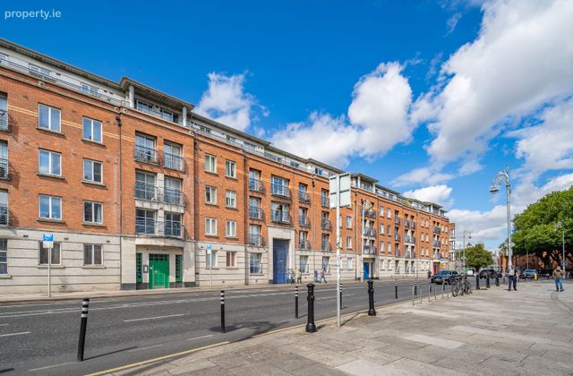 17 Packenham House, Christchurch, Dublin 8 - Click to view photos
