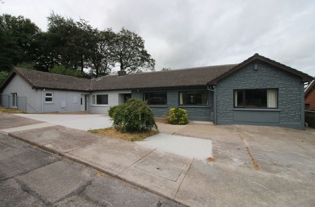 Windermere, 7 Woodlands, Douglas, Co. Cork - Click to view photos