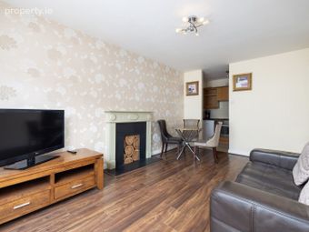 18 Amiens Square, Amiens Street, Dublin 1, Dublin 1 - Image 3