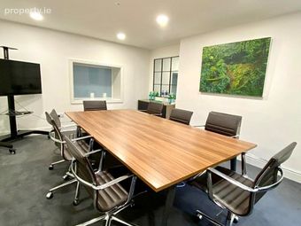 37 Baggot Street Lower, Dublin 2 - Image 2