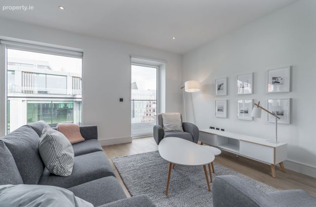 Apartment, Block 03, Grand Canal Dock, Dublin 2 - Click to view photos