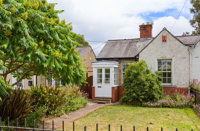 3 Beech Grove, Booterstown, Co Dublin, Booterstown, Co. Dublin - Click to view photos