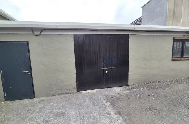 Lockup Unit, 16-18 Orwell Road (rear Of), Rathgar, Dublin 6 - Click to view photos