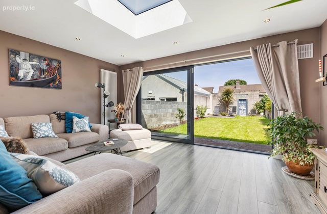 35 St Patricks Road, Greenhills, Dublin 12, Co. Dublin, Greenhills, Dublin 12 - Click to view photos