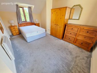 14 Renville Court, Oranmore, Co. Galway - Image 4