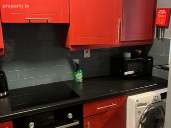 Apartment 21, Block A, Reuben Square, Rialto, Dublin 8 - Image 3