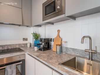 1 Bed - Twin Bedroom, Grand Canal Place, Dublin 8 - Image 5