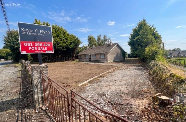 Ervallagh, Ahascragh, Co. Galway - Click to view photos