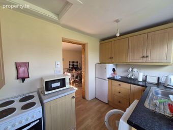 Beech Court, Crowe Lane, Portarlington, Co. Laois - Image 4