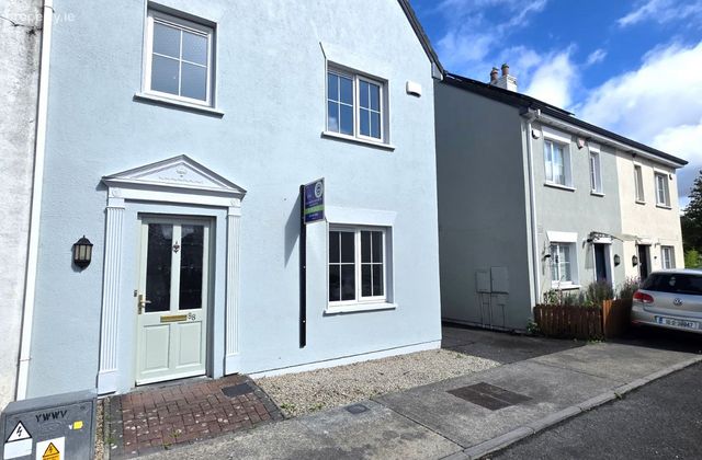 88 Carmody Way, Fairgreen, Portlaoise, Co. Laois - Click to view photos