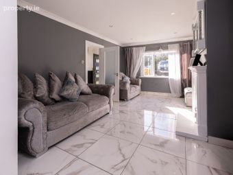 42 Monastery Heath Avenue, Clondalkin, Dublin 22 - Image 3