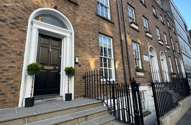 21 Holles street, Dublin 2 - Click to view photos