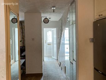 247 Cedarwood Park, Dundalk, Co. Louth - Image 3