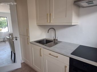 12 Ryan And Ahern Place, Carrigtwohill, Carrigtwohill, Co. Cork - Image 4
