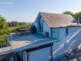 Tim's Cottage, Kilfinnan, Glandore, Co. Cork - Image 3