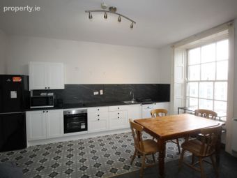 Apartment 3, 35 South Terrace, Ballintemple, Co. Cork - Image 3
