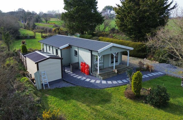 Swallows Rest, Tingar, Ballygarrett, Co. Wexford - Click to view photos
