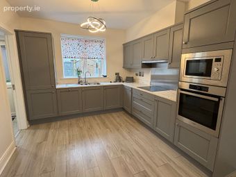 48 Marlmount Park, Marlmount, Blackrock, Co. Louth - Image 3