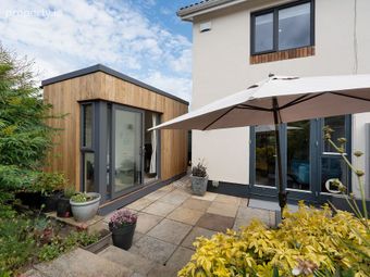 8 Rosemount Court, Rosemount Terrace, Booterstown, Co. Dublin
