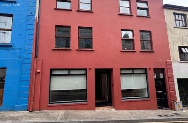 2 X Apts 1 X Commercial Unit (yield C. 14.5) At Green Street, Boyle, Co. Roscommon - Click to view photos