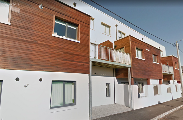 An Fionnan, Magazine Road, Athlone, Co. Westmeath - Click to view photos