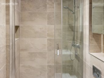 Apartment 3, Lock House 1, Charlemont Lane, Dublin 2 - Image 4