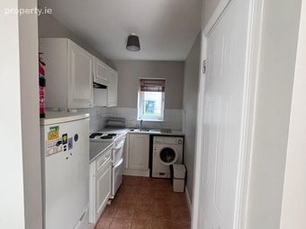166 Castlecurragh Heath, Mulhuddart, Mulhuddart, Dublin 15 - Image 5