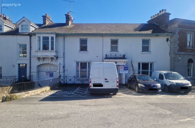 Market Square, Castleblayney, Co. Monaghan - Click to view photos