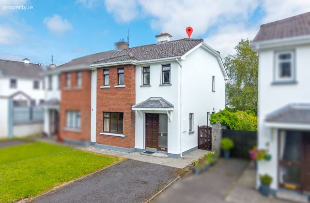 4a Belvedere Court, Newtown, Castlebar, Co. Mayo - Click to view photos