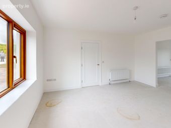 61 Macregol Pairc, Birr, Co. Offaly - Image 4
