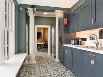 17 Mount Street Upper, Dublin 2 - Image 2
