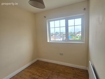 69 Glenfort, Pound Road, Castlebar, Co. Mayo - Image 5