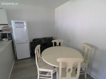 31 The Woodlands, Castletown, Celbridge, Co. Kildare - Image 5