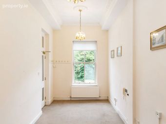 The Lansdowne Collection, Ballsbridge, Dublin 4 - Image 4