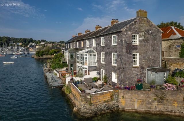 5 The Terrace, Lower Road, Scilly, Kinsale, Co. Cork - Click to view photos