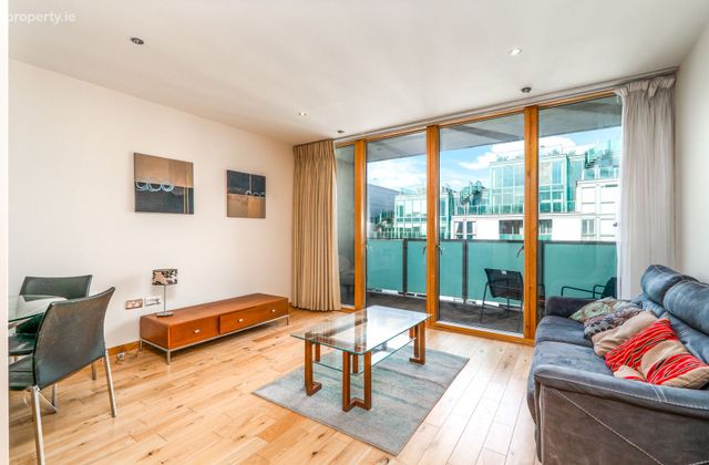 Baltrasna House, Spencer Dock, Dublin 1 - Click to view photos