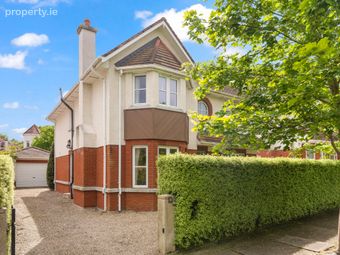7 Cairnbrook Avenue, Carrickmines, Dublin 18, Carrickmines, Dublin 18 - Image 2