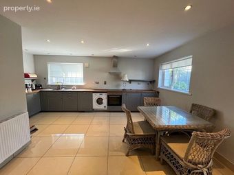 10 The Dales, Dunshaughlin, Drumree, Co. Meath - Image 4