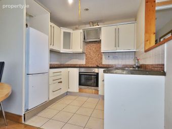73 Academy Square, Navan, Co. Meath - Image 4