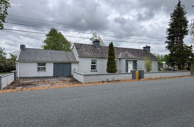 Cloonfad, Rooskey, Co. Roscommon - Click to view photos