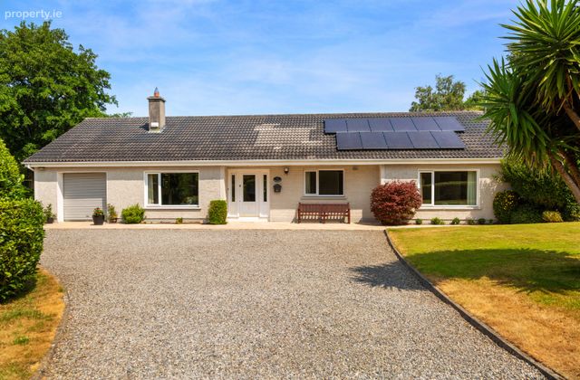 Hollybank, 3 Riverfield, Delgany, Delgany, Co. Wicklow - Click to view photos