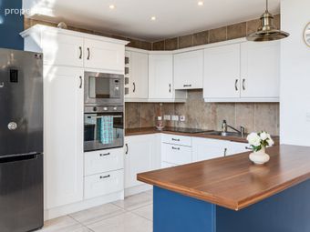38 Cassian Court South, Royal Canal Park, Dublin 15, Royal Canal Park, Dublin 15 - Image 4