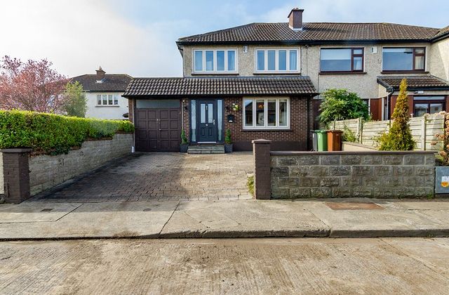 34 Forest Close, Dublin 24, Kingswood, Dublin 24 - Click to view photos