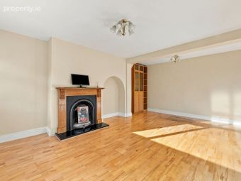 28 Shanliss Way, Dublin 9, Santry, Dublin 9 - Image 5