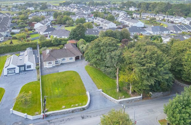 West Winds, Raheen Road, Athenry, Co Galway, Athenry, Co. Galway - Click to view photos