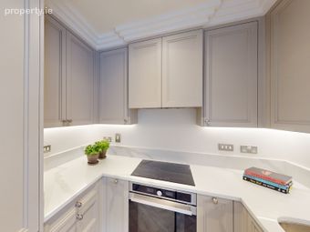 Apartment 2, Denzille Court, Dublin 2 - Image 4