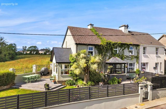 1 Saint Cainirs Place, Bantry, Co. Cork, Bantry, Co. Cork - Click to view photos