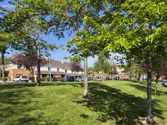 77 Charlesland Park, Greystones, Co. Wicklow - Image 2